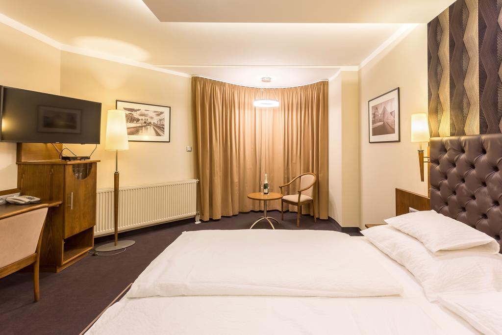 Szonyi Garden Hotel Pest Budapeste Exterior foto